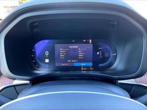 Used 2023 Volvo XC60 T8 Ultimate AWD/4WD image 22