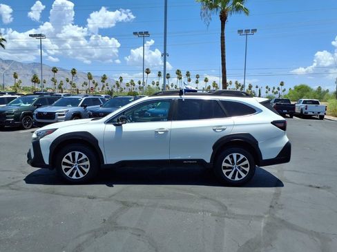 Used 2023 Subaru Outback Premium AWD/4WD image 13