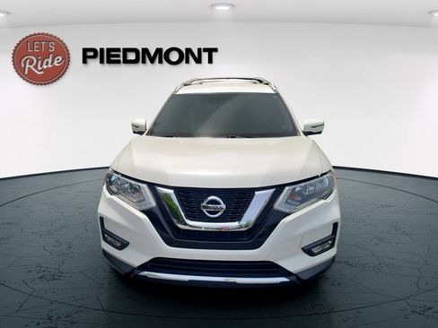 Used 2017 Nissan Rogue SL FWD image 3