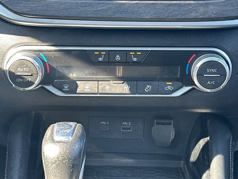 Used 2023 Nissan Altima 2.5 SL image 27