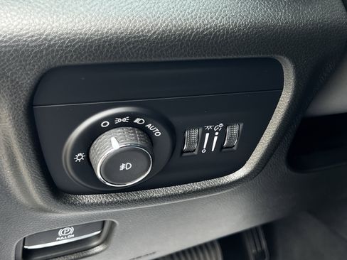 Used 2023 Jeep Grand Cherokee Summit w/ Adv Protech Group IV RWD image 15