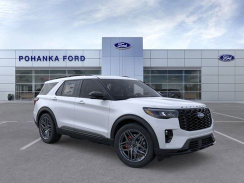 New 2026 Ford Explorer ST-Line w/ ST-Line Street Pack image 7