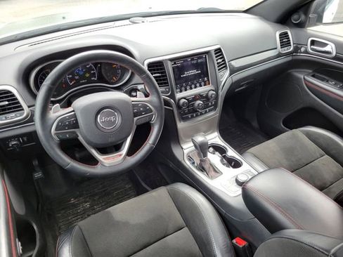 Used 2018 Jeep Grand Cherokee Trailhawk AWD/4WD image 23