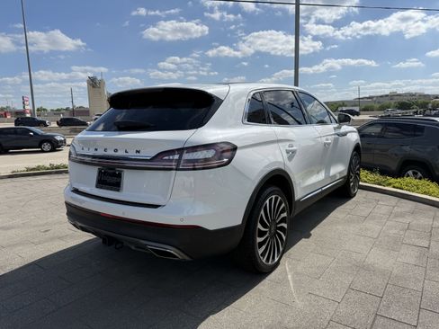 Used 2022 Lincoln Nautilus Black Label w/ Class II Trailer Tow Package image 7