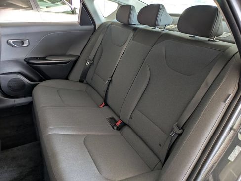 Used 2025 Kia K4 FWD image 24