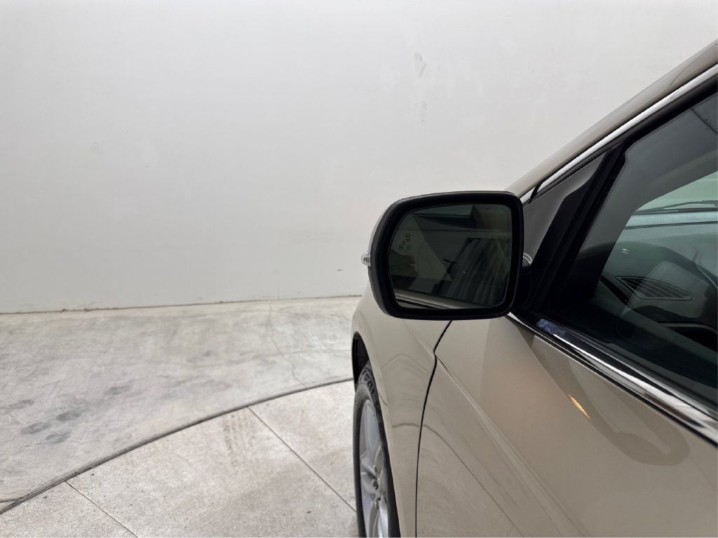 Used 2017 Ford Edge SEL w/ Equipment Group 201A FWD image 26
