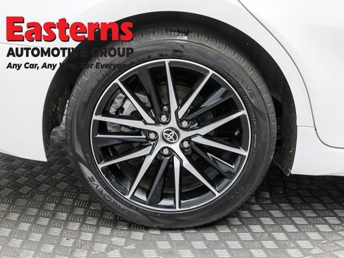 Used 2024 Toyota Camry SE FWD image 30