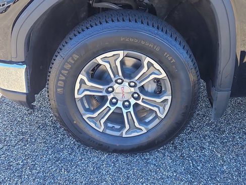 Certified 2025 GMC Sierra 1500 SLT AWD/4WD image 7