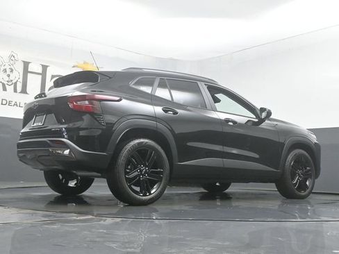 New 2026 Chevrolet Trax ACTIV w/ Driver Confidence Package image 11