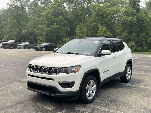 Used 2020 Jeep Compass Latitude w/ Cold Weather Group AWD/4WD image 5