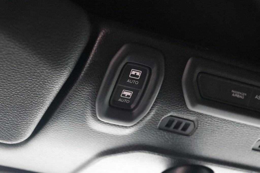 Used 2023 Jeep Wrangler Unlimited Sahara w/ Cold Weather Group AWD/4WD image 34