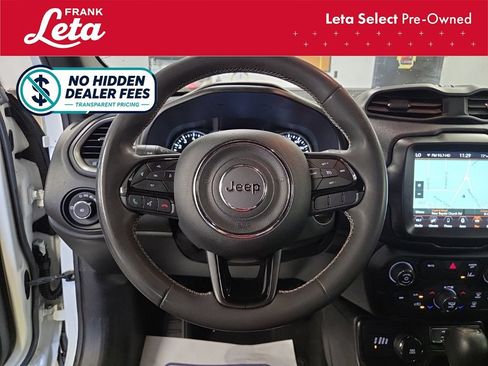 Used 2021 Jeep Renegade Latitude AWD/4WD image 12