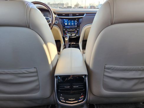 Used 2013 Cadillac XTS Platinum image 13