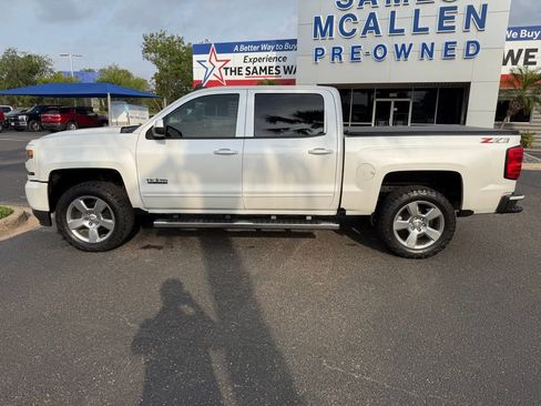 Used 2018 Chevrolet Silverado 1500 LT w/ Texas Edition image 3