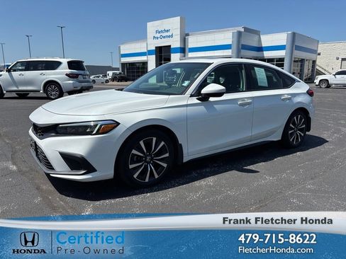 Certified 2024 Honda Civic EX-L image 1