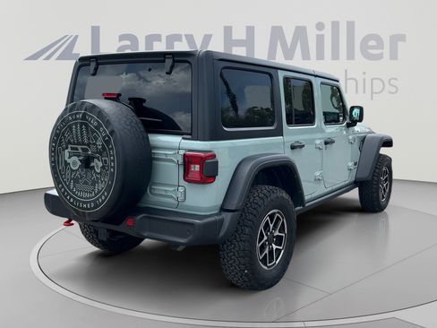 Used 2024 Jeep Wrangler Unlimited Rubicon w/ Safety Group AWD/4WD image 5