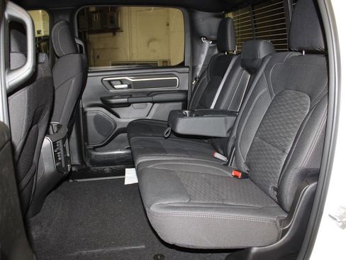 New 2026 RAM 1500 4x4 Crew Cab image 27