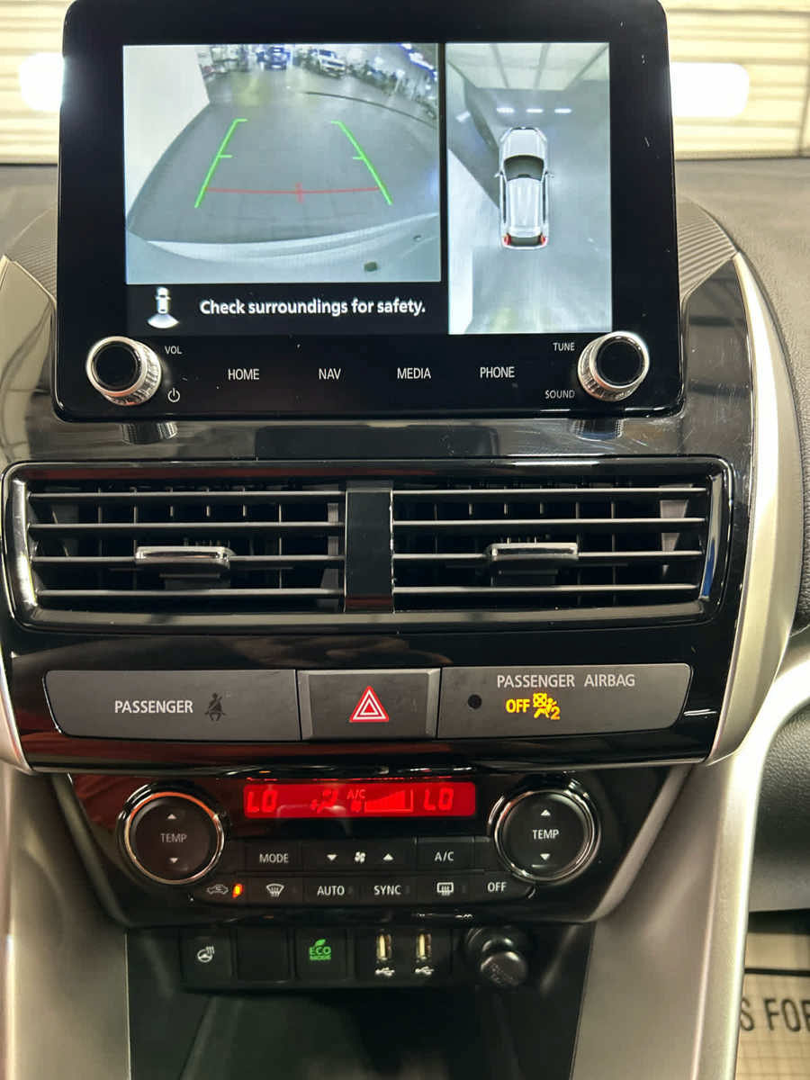 Used 2024 Mitsubishi Eclipse Cross SEL AWD/4WD image 6