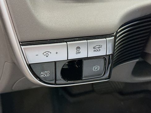 Used 2023 Hyundai Ioniq 5 Limited image 17