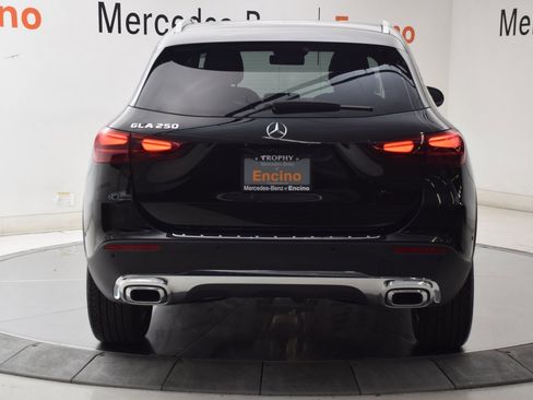 Certified 2025 Mercedes-Benz GLA 250 image 5
