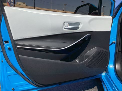 Used 2022 Toyota Corolla XSE FWD image 27