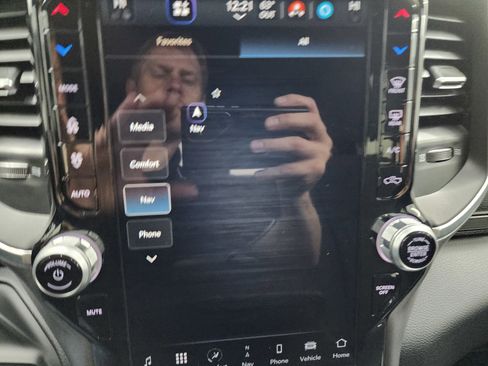 Used 2024 RAM 2500 Big Horn w/ Night Edition image 52