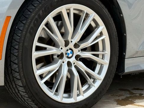 Used 2023 BMW 330i Sedan w/ Driving Assistance Package RWD image 12