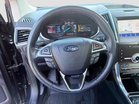 Used 2020 Ford Edge Titanium w/ Equipment Group 301A AWD/4WD image 12