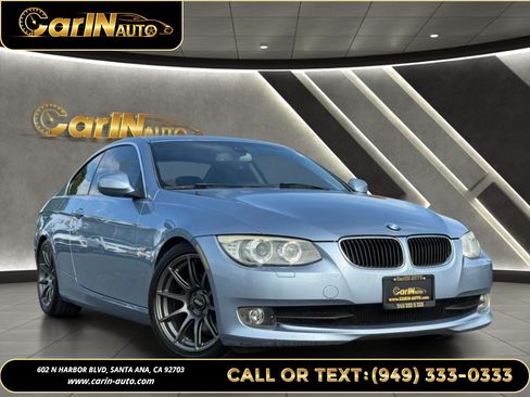 Used 2012 BMW 328i xDrive Coupe AWD/4WD image 3
