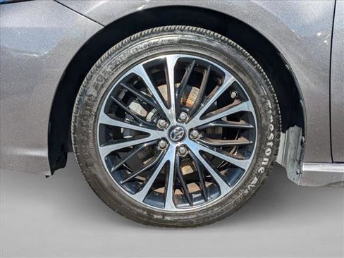 Used 2019 Toyota Camry SE image 22