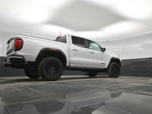 New 2026 GMC Canyon Elevation image 36