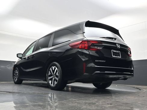 Used 2025 Honda Odyssey EX-L image 45