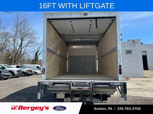 New 2027 Ford E-350 and Econoline 350 Super Duty w/ Driver's Safety Package RWD image 7