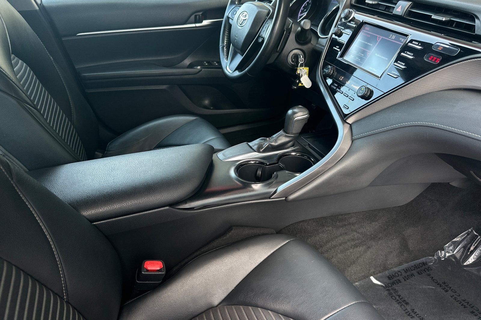 Certified 2019 Toyota Camry SE FWD image 14