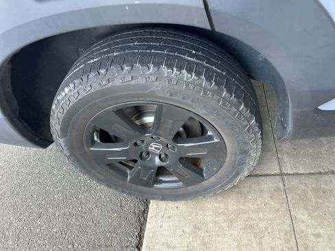 Used 2022 Honda Pilot TrailSport image 5