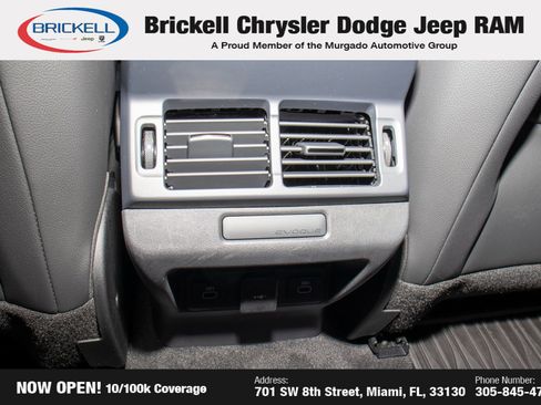 Used 2025 Land Rover Range Rover Evoque S AWD/4WD image 20