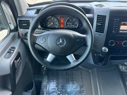 Used 2016 Mercedes-Benz Sprinter 2500 image 14