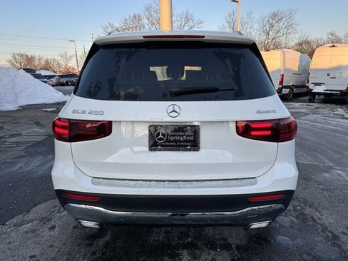 New 2026 Mercedes-Benz GLB 250 GLB 250 image 6