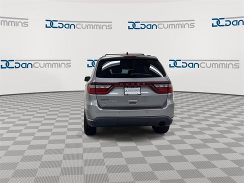 Used 2019 Dodge Durango SXT image 7
