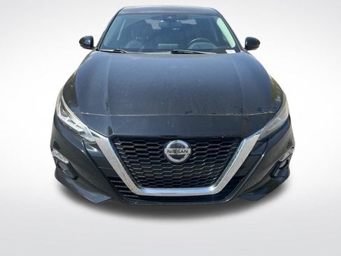 Used 2020 Nissan Altima 2.0 Platinum image 2