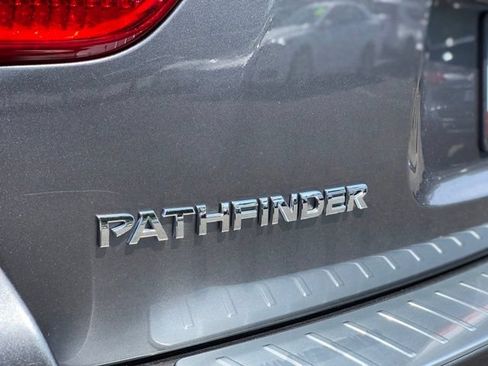 Used 2020 Nissan Pathfinder Platinum AWD/4WD image 30