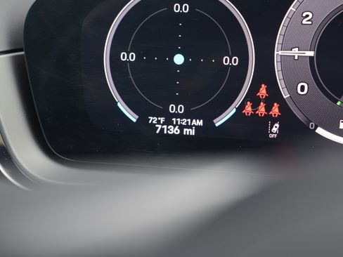 Certified 2025 Porsche Cayenne S AWD/4WD image 19