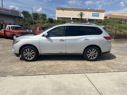Used 2014 Nissan Pathfinder SL w/ SL Tech Package