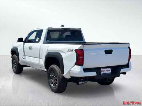 New 2026 Toyota Tacoma SR5 RWD image 4