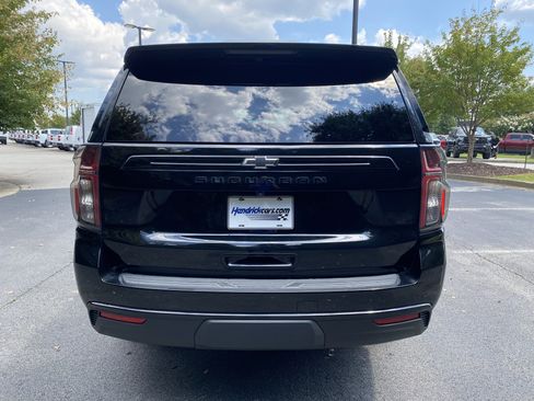 Used 2023 Chevrolet Suburban Z71 w/ Luxury Package AWD/4WD image 8