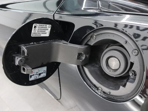 Used 2015 Chevrolet Corvette Stingray Coupe w/ 3LT Preferred Equipment Group RWD image 26