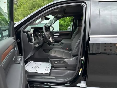 New 2026 GMC Sierra 1500 Denali w/ Technology Package AWD/4WD image 11