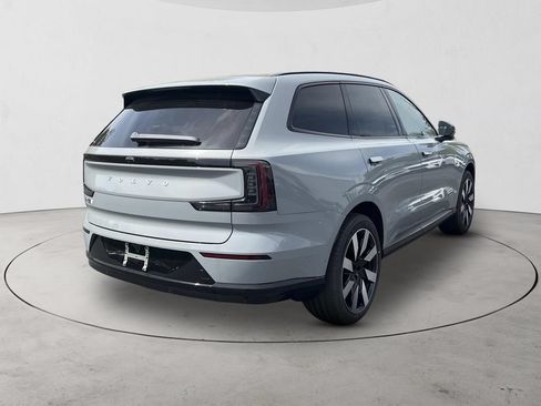 New 2026 Volvo EX90 Plus AWD/4WD image 5