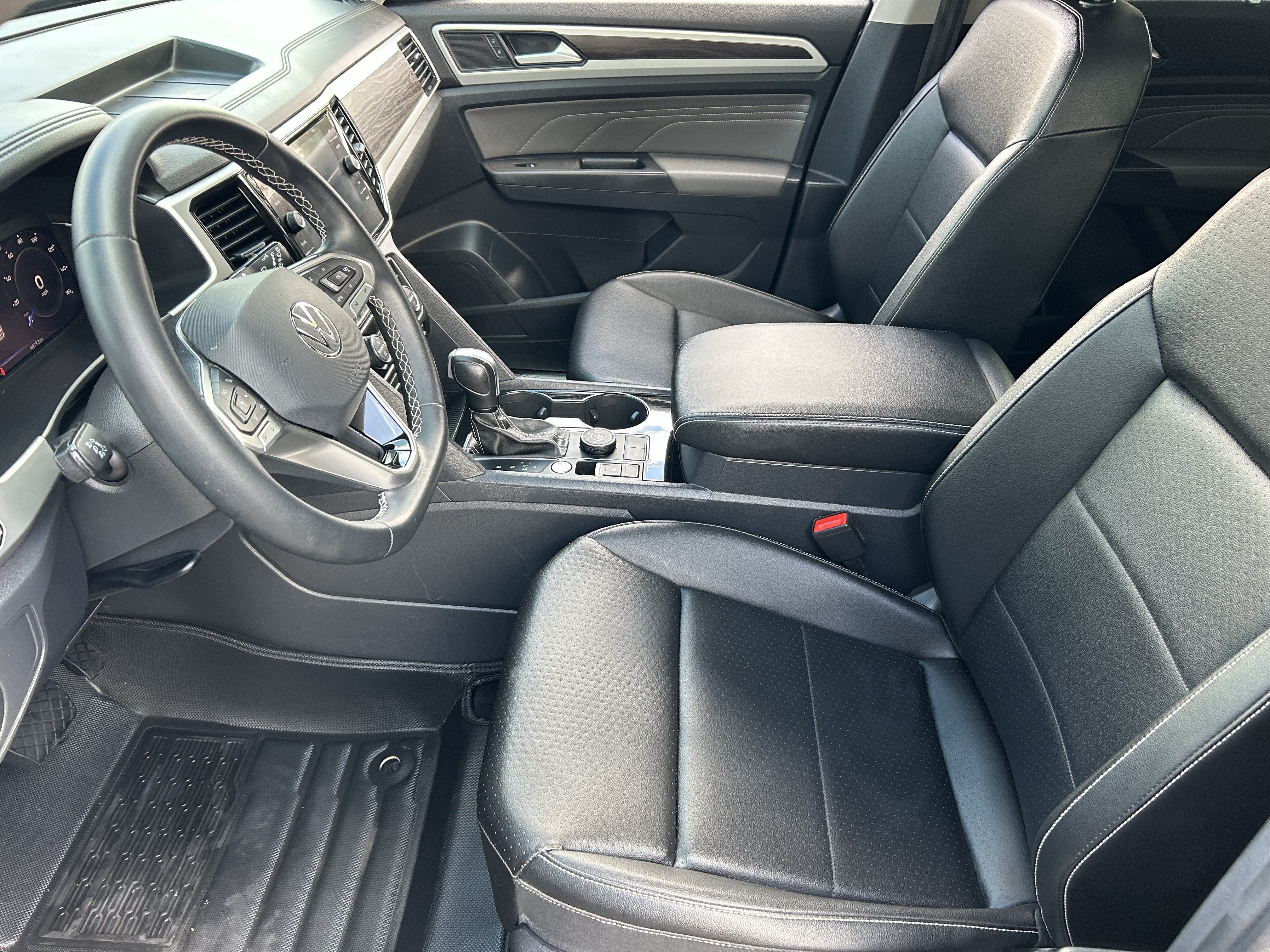 Used 2023 Volkswagen Atlas SE w/ Panoramic Sunroof Package AWD/4WD image 18