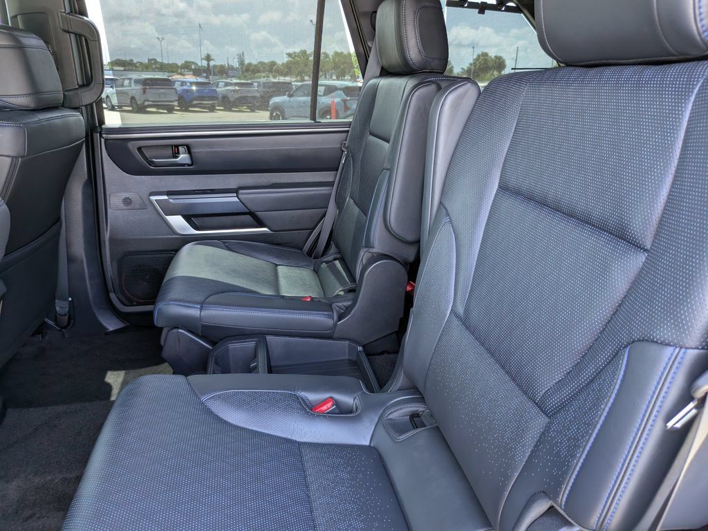 Used 2025 Toyota Sequoia Platinum AWD/4WD image 22